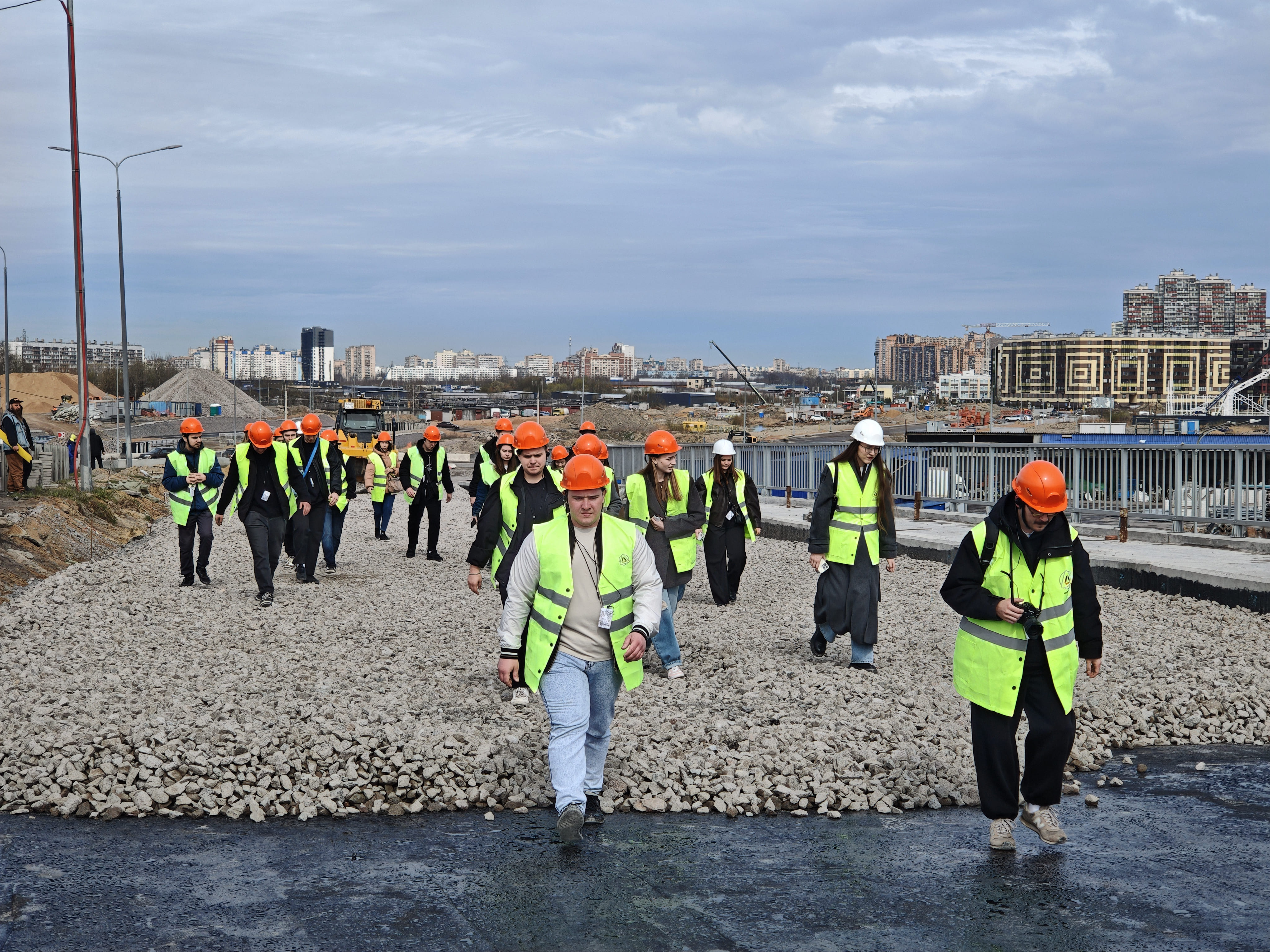 Студентам провели экскурсию по ТПУ «Кудрово»
